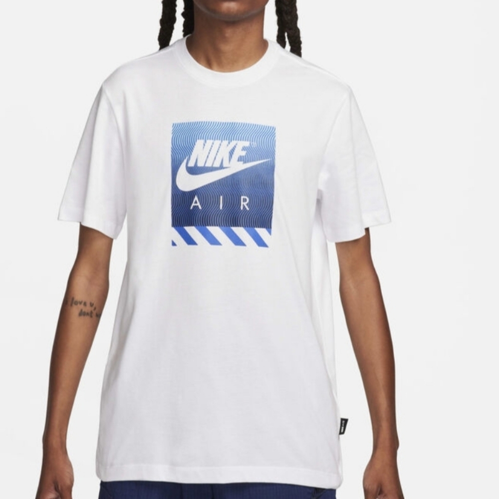 💙 Nike Air White Tee with Blue Graphic Sz XL 💙
